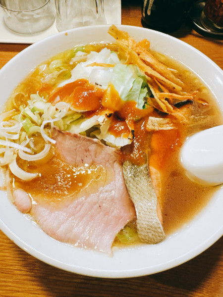 「秋鮭ちゃんちゃんらーめん」@らーめん ぱったぱたの写真