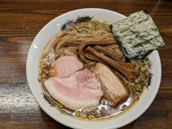 「地鶏と煮干し中華そば」@麺や一芯の写真