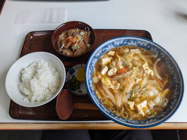 「大陸らーめん＋もつ煮」@大陸亭の写真