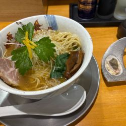 【11月平日限定】鶏とズワイガニ蟹あっさり1280円