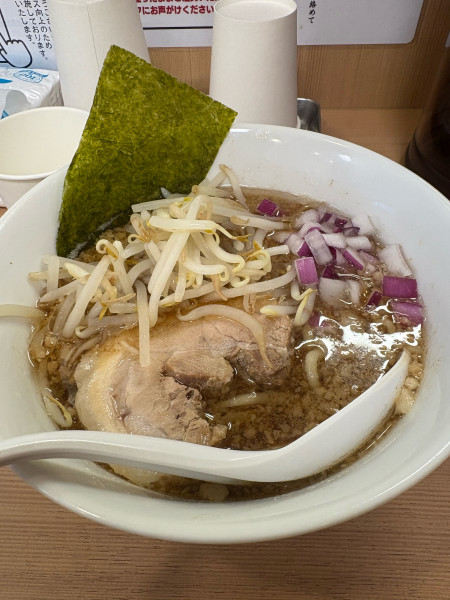 「背脂中華そば」@らぁ麺 和來の写真