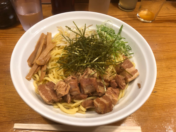「チャーシューしょうゆ油そば大盛り（1,200円）」@油そば商店 油坊主の写真