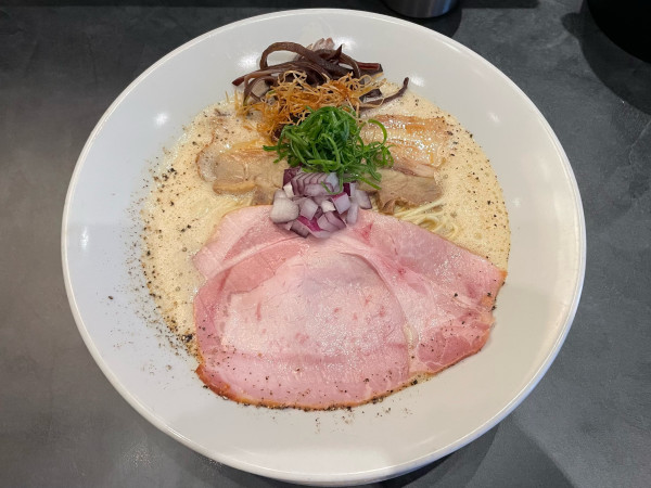 「濃厚鶏ニボらぁ麺」@Ramen Jazzy Beatsの写真