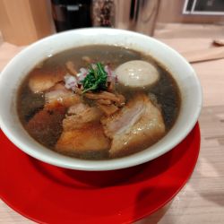 味玉煮干しらーめん¥1180