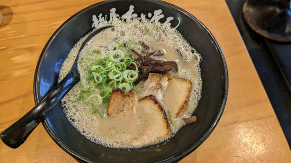 「濃厚豚骨850円」@麺屋 たいそんの写真