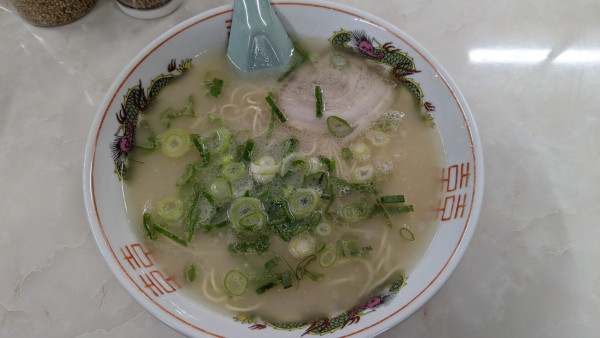 「ラーメン500円」@一九ラーメン 老司店の写真