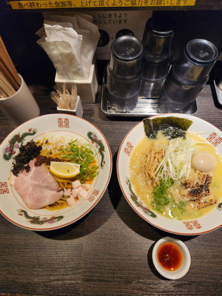「限定トメイチ流濃厚鶏そばと甘海老濃厚まぜそば」@中華そば 十目一八食堂の写真