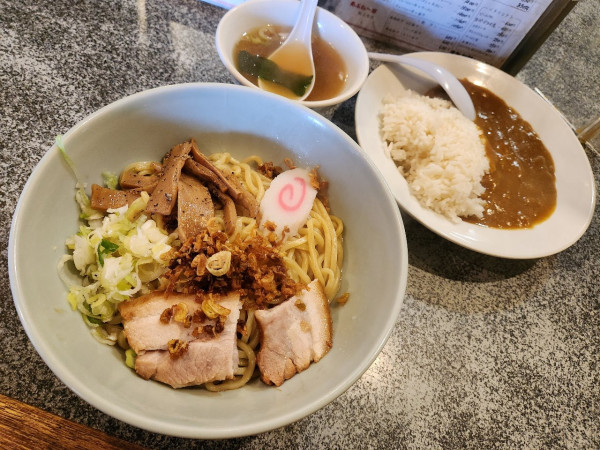 「あぶら～麺　半カレーセット」@あぶら〜亭 桜上水本店の写真