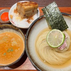 坦々つけめん1250円角煮めし卵黄付き500円