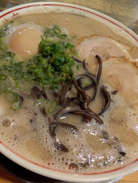 「味玉ラーメン」@博多一丁の写真