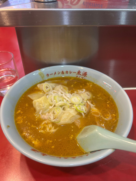 「カレーワンタンメン」@太源の写真