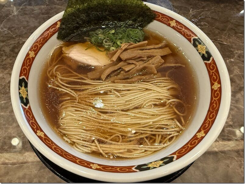 今日の一杯 | 麺や食堂 相模原店の「中華そば（900円）」 | ラーメン