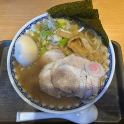 特製中華そば 並 1090円