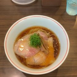 醤油らぁ麺1100