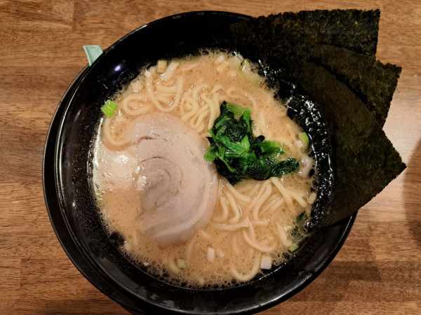 「ラーメン」@横浜家系ラーメン 稲和家の写真
