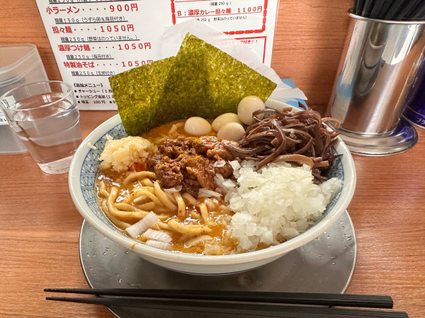 「濃厚カレー担々麺（きくらげ、玉葱）＋うずらW」@ラーメン ぶぅさんの写真