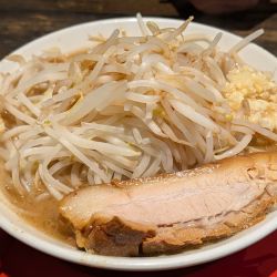 ラーメン（980円）