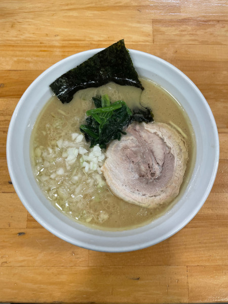 「ラーメン(780円)ちぢれ麺」@こうみ家の写真