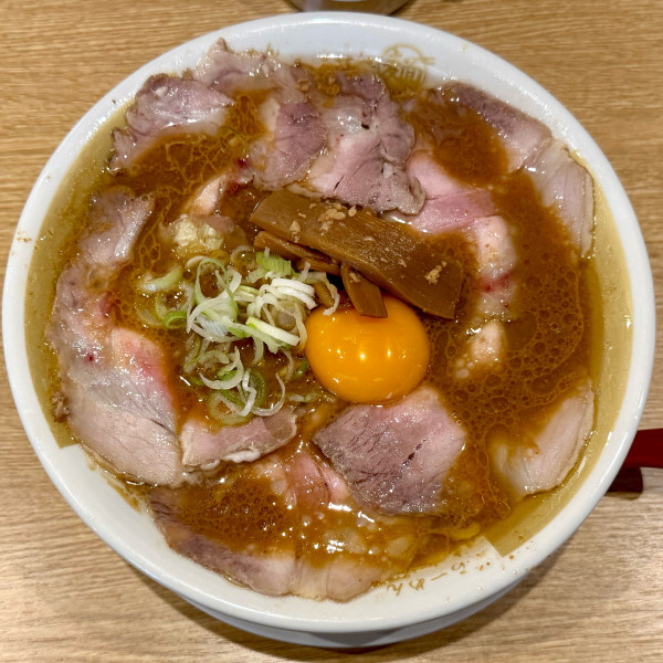 「卵黄玉味噌中華 ¥1,078」@らーめん味噌中華ちちぶ屋の写真