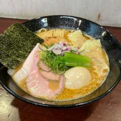 麺屋 七利屋の写真