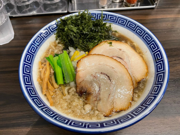 「烏賊背脂煮干中華そば(提供終了)」@錦糸町中華そば さん式の写真