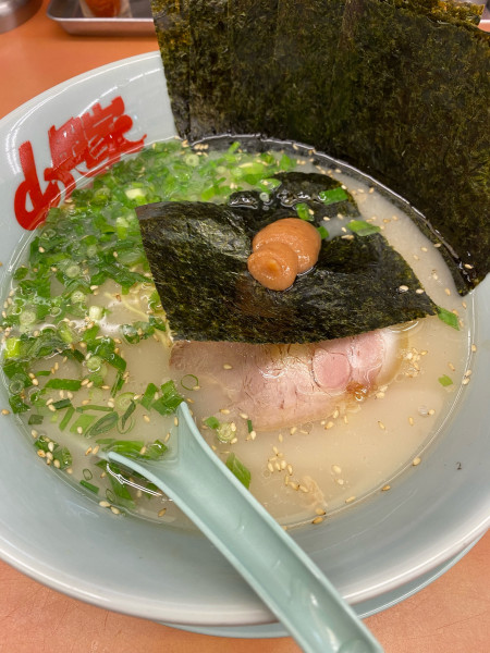 「朝ラーメン570」@ラーメン山岡家 鷲宮店の写真