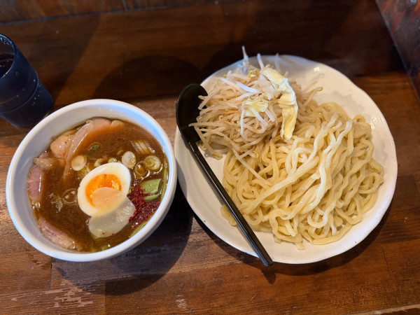 「チャーシューつけそば(並.野菜) 1300円」@麺 池谷精肉店の写真