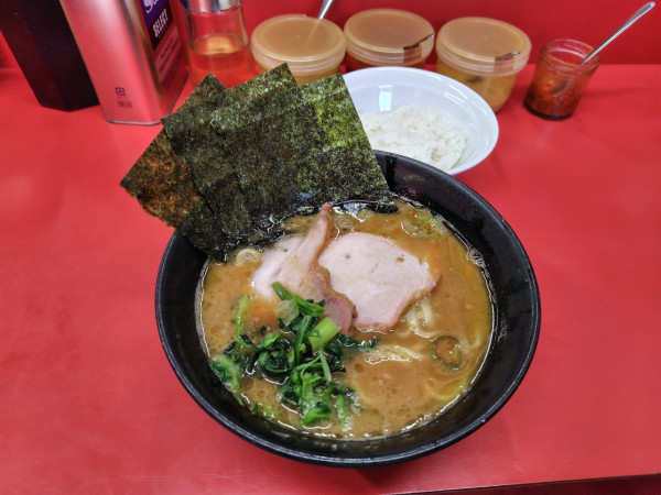 「ラーメン」@ラーメン杉田家の写真