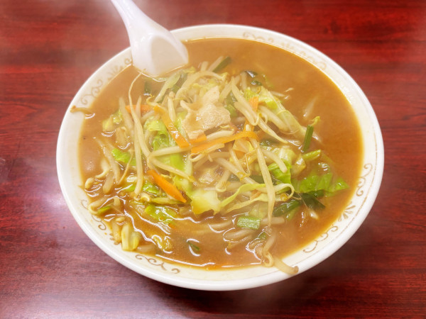 「味噌ラーメン　800円」@明華の写真