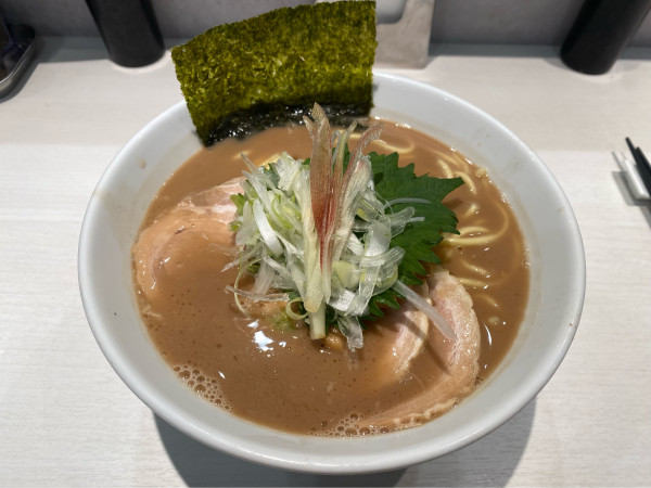 「ちゃーしゅう麺1,390円+大盛150円」@ナナメ上をゆくの写真