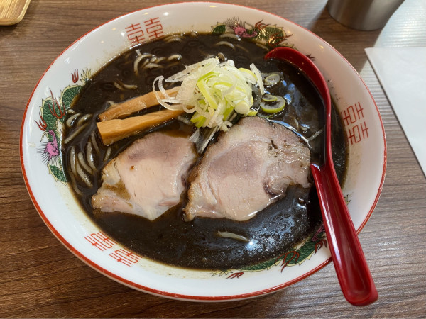 「旭川風焦がしラードの塩中華そば980円」@拉麺大公 上大岡の写真
