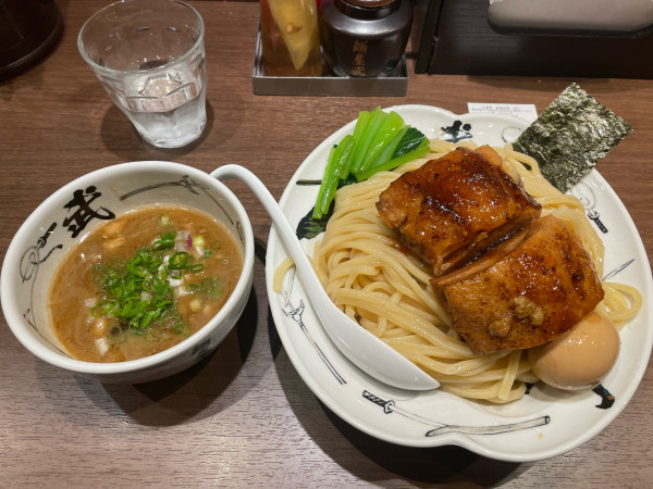 「濃厚武仁肉二倍つけ麺（2.5倍）」@麺屋武蔵 武仁の写真