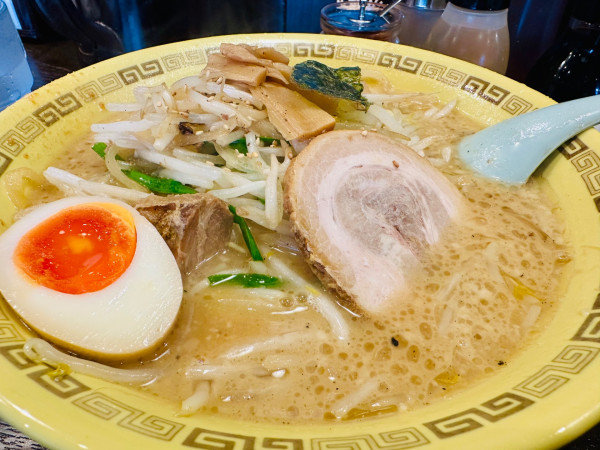 「豚骨味噌ラーメン【1150円】」@江川亭 南多摩店の写真
