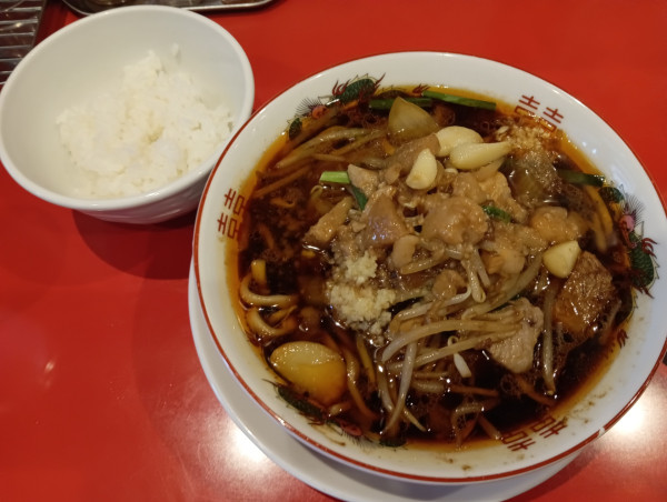 「スタミナらーめん・小盛+サービスライス（¥950）」@名古屋スタミナらーめん アブラカラメの写真