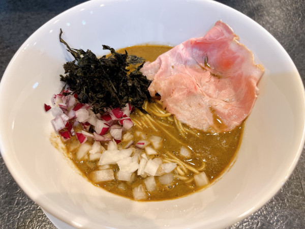 「濃厚煮干　塩（1300円）」@にぼしら〜めん ニボ太郎の写真