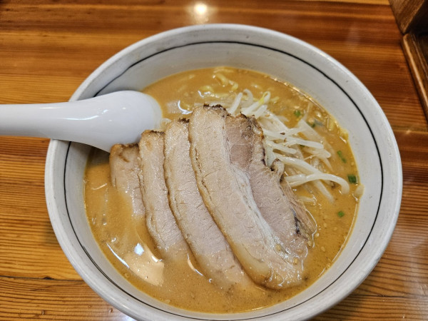 「とろチャーシューごまみそ」@めんかくぼうの写真