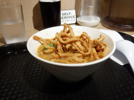 「ハーフカレーラーメン」@たいてん屋の写真