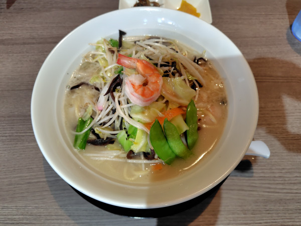 「とんこつちゃんぽん1000円（期間限定）」@龍瞳の写真