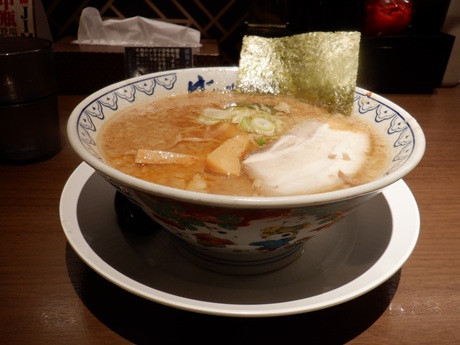 「ばんから」@東京豚骨拉麺ばんから 新宿三丁目店の写真