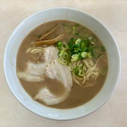 ラーメン 750円