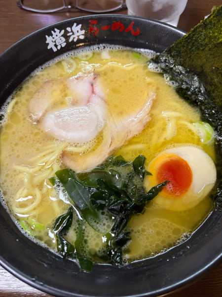 「らーめん（塩）」@壱八家 スカイビル店の写真