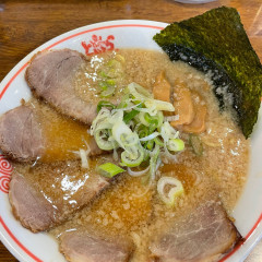 東京とんこつ とんとら 狭山入曽店の画像