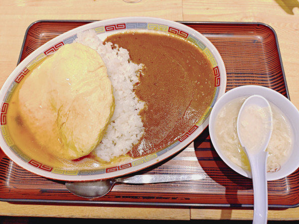 「ふわとろ天津カレー　９９０円」@大阪王将 新宿ワシントンホテル店の写真