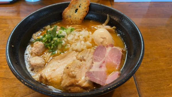 「特製鶏そば醤油1350円」@はりけんラーメンの写真