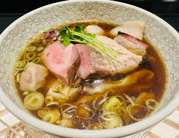 「特製中華そば(醤油)【1600円】」@中華そば 炎の写真