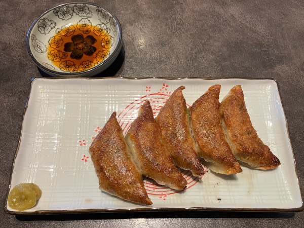 「焼き餃子5個308円」@中華そば 富士鹿の写真