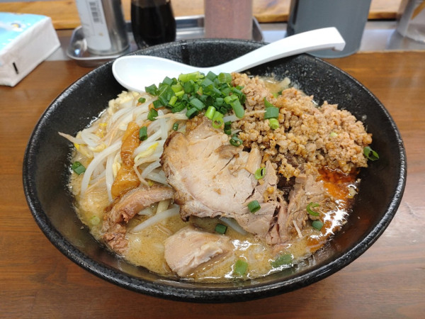 「ど味噌＋唐揚げご飯セット」@宮二郎の写真