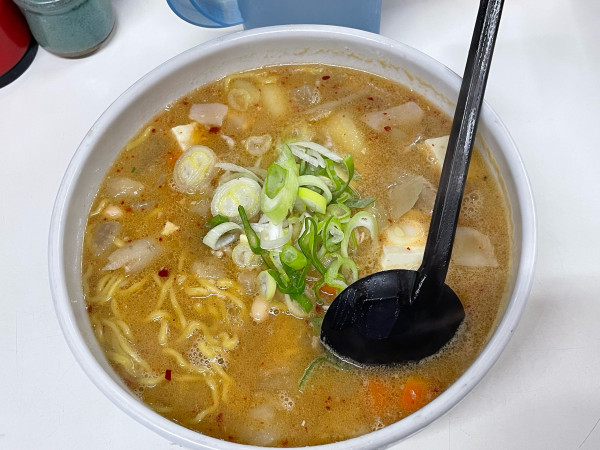 「どんころらぁめん¥930」@どんころらぁめん 月寒東店の写真