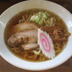 中華そば（950円）