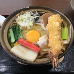 鍋焼きうどん